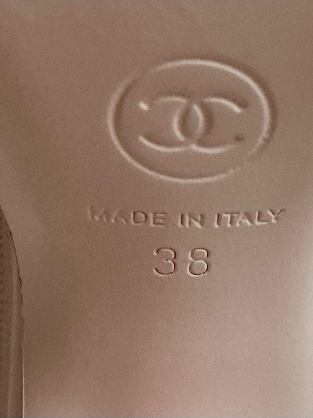 🦄CHANEL 26C Light Pink Calfskin
Patent Leather Open Toe Mule Heels NIB FULL SET - Picture 12 of 12